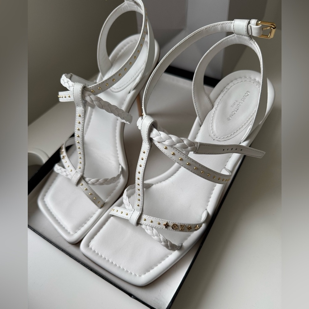 Louis Vuitton white sandal heels - Picture 3 of 3